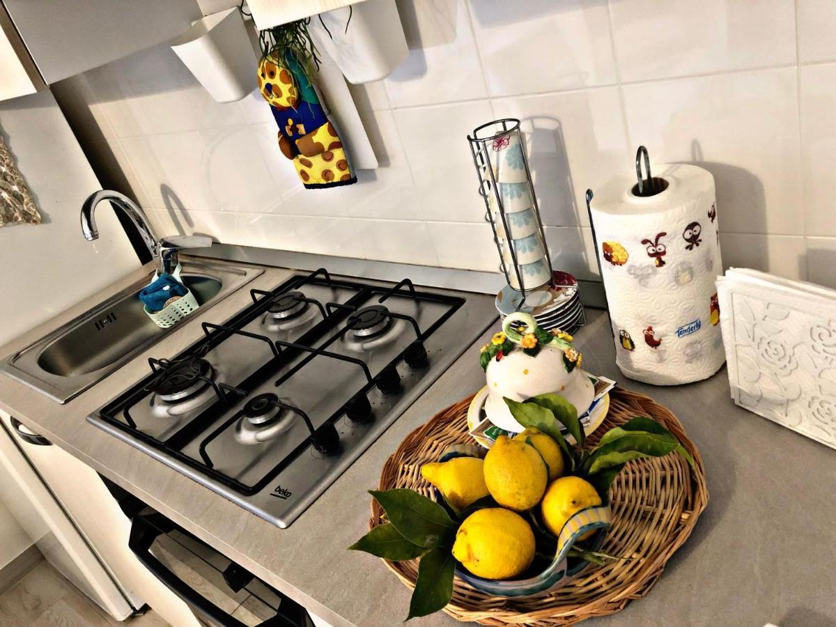 Vesuvio House Appartamento Indipendente E Centrale Сант'Агнело Екстериор снимка